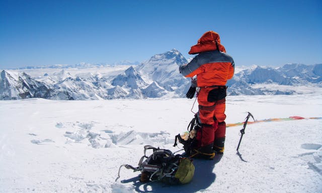 How Sherpas Risk Their Lives Helping People Climb Mount Everest