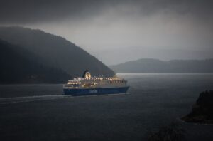 Cruise Ship